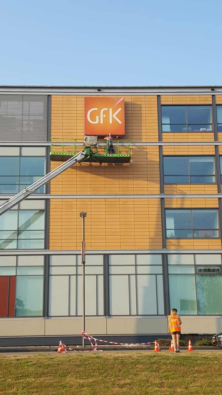 Lichtreclame voor GFK